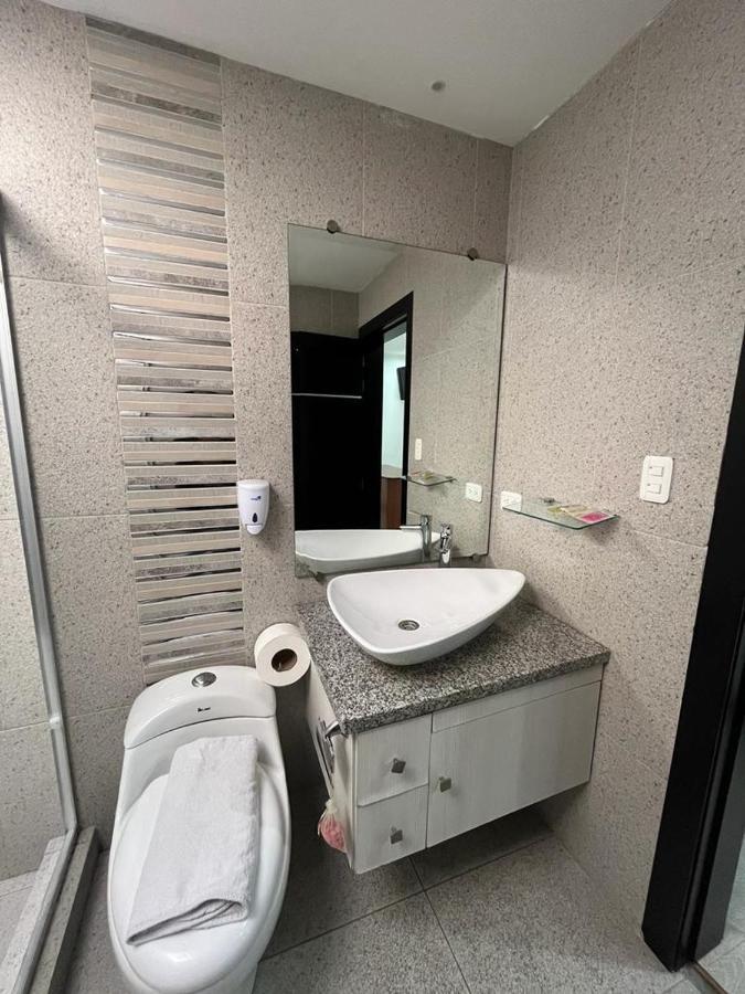 Hostal Entre Rios Cuenca Exteriör bild