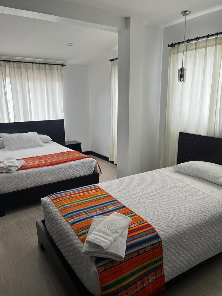 Hostal Entre Rios Cuenca Exteriör bild